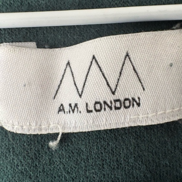 AM London, size Large men’s two toned crew neck long sleeve sweater - Picture 3 of 5